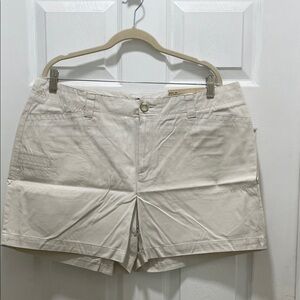 Dockers Women's Light Tan Shorts